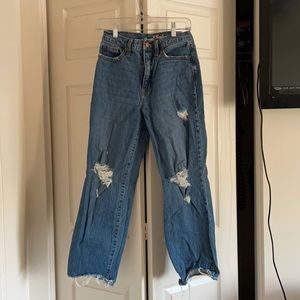 Universal Thread Straight Jeans